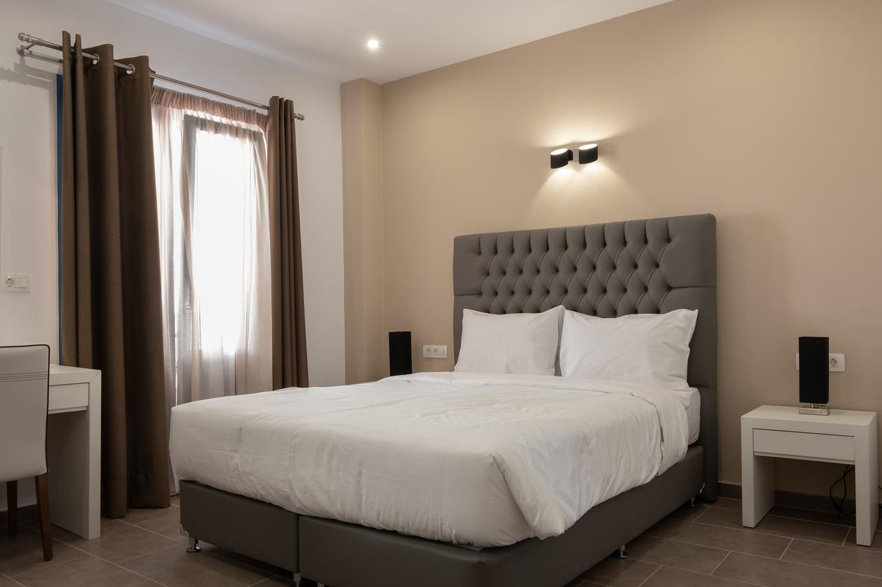 Tristhenia Aparthotel Perissa  Exterior photo